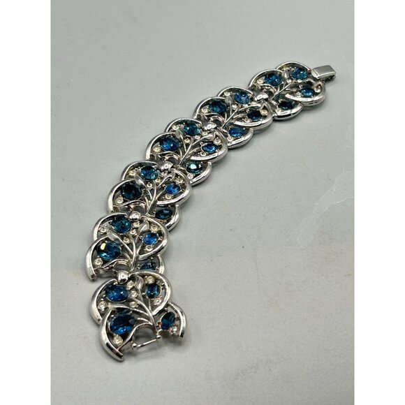 Signed Trifari Sapphire Blue Rhinestones Link Bracelet Wide Silver Tone Long - Picture 4 of 7